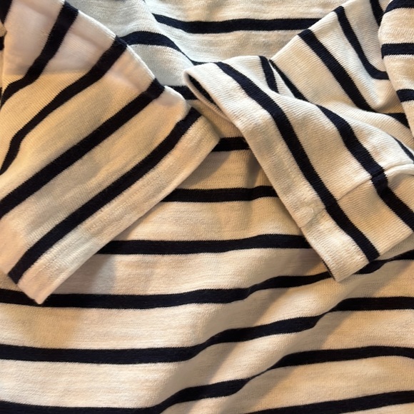 Old Navy 3/4 sleeve striped top (1) - Picture 5 of 6
